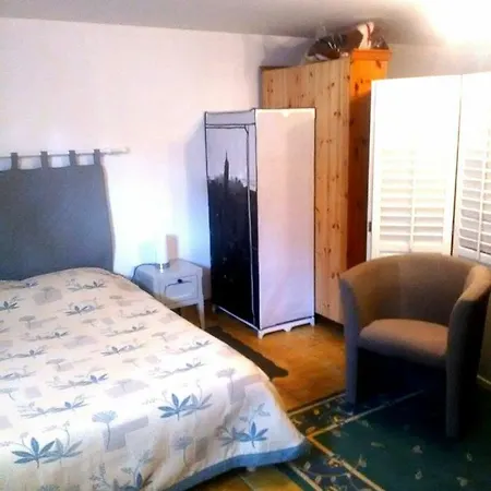 Hebergement Privatif En Maison - Jardin Calme Montreuil-Bellay - Sud Saumur 홈스테이 *